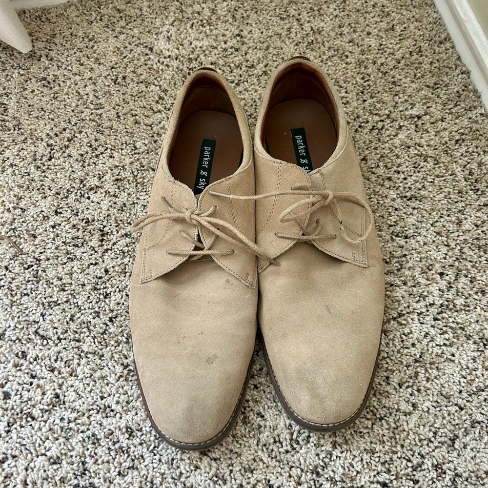 Men’s Tan Suede Shoes